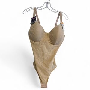 Hanes All Over Solutions Beige Ultralight Body Shaper With Underwire 36DD